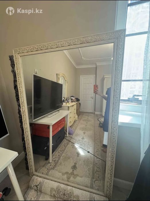 Зеркало для интерьера