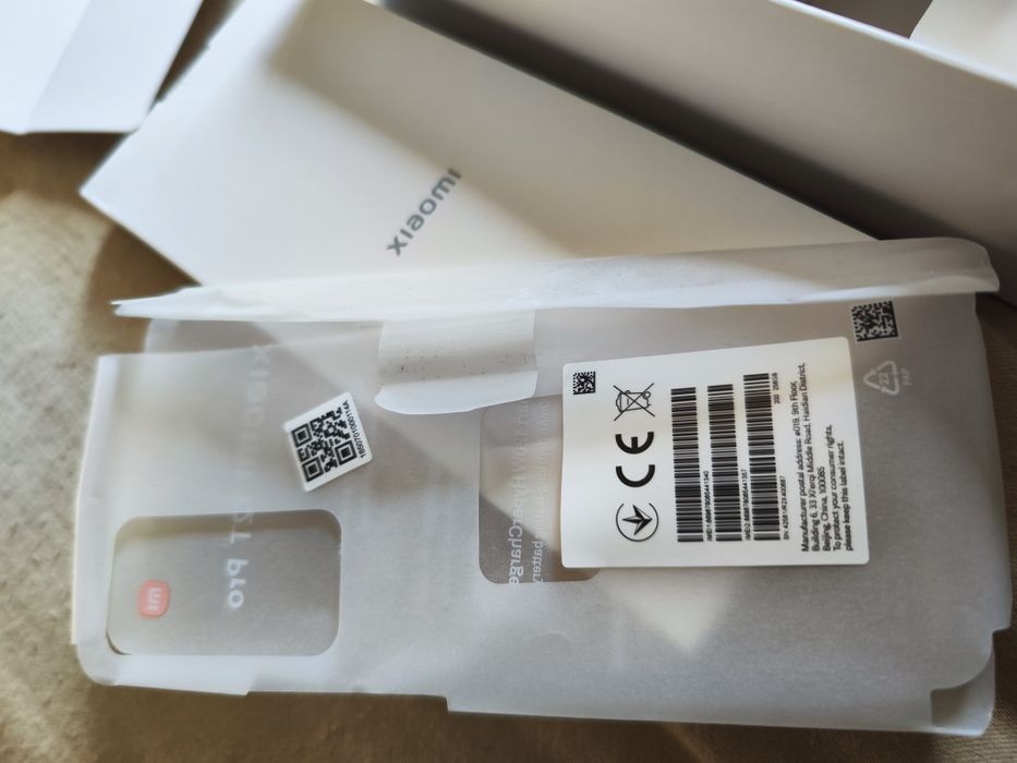 Xiaomi 12 T pro 256mb 8ram  като нов пълен пакет