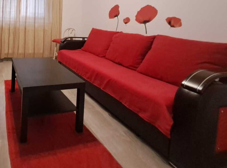 Canapea extensibila cu lada pentru depozitare superba