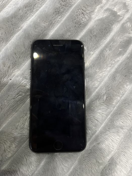 Iphone se 2020(за нова батерия)