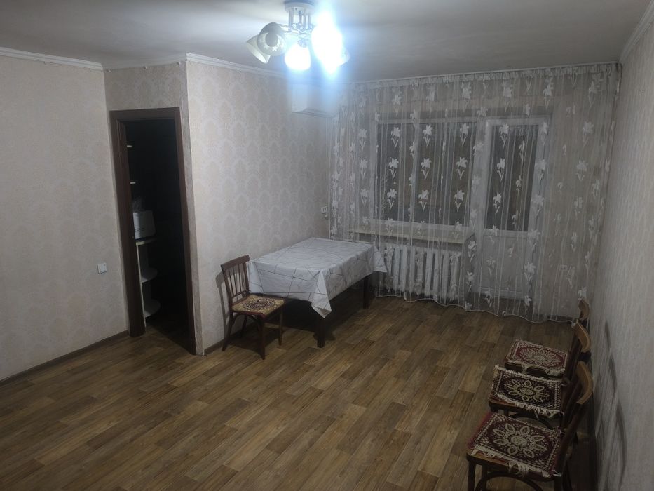 Сдам 2 комнатную квартиру 150000