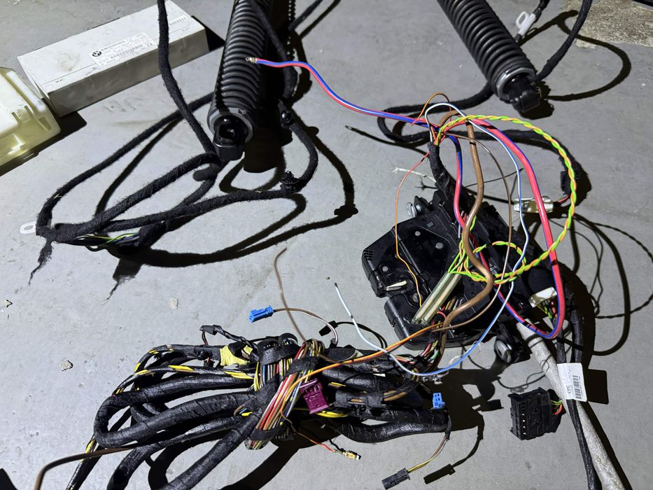 Vand kit portbagaj electric bmw f10, f01, amortizoare electrice