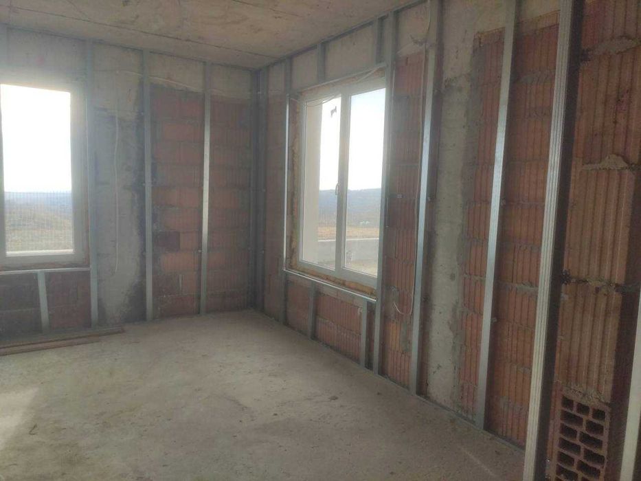 Продава се Къща в с. Аспарухово, Област Варна - 200 кв.м за 975 €/кв.м - Снимка #9