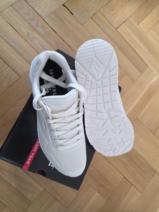 Дамски обувки Skechers номер 41.5