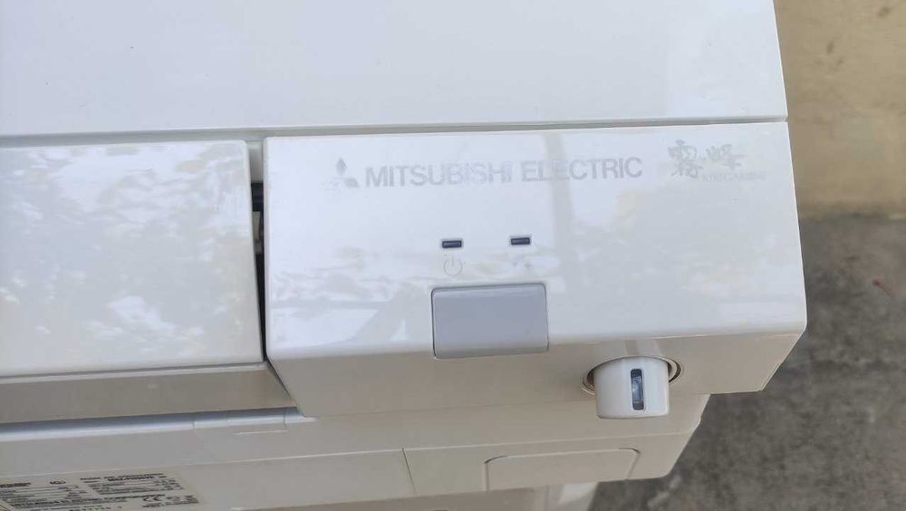 Хиперинверторен климатик Mitsubishi Electric MUZ-FH35VEHZ Zubadan 12000 BTU клас A+++
