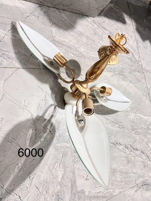 Люстры бра светильник