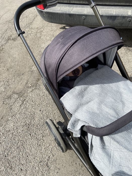 Коляска 3/1 продам