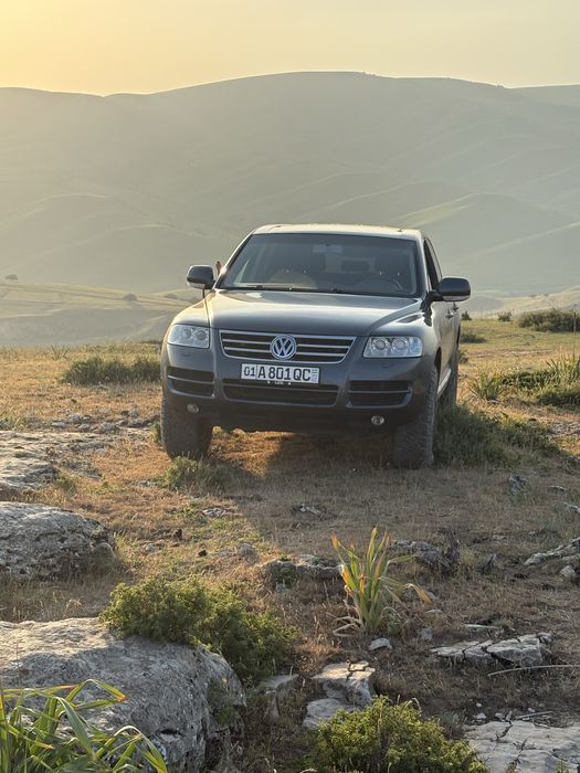 Volkswagen Touareg 2004 yil