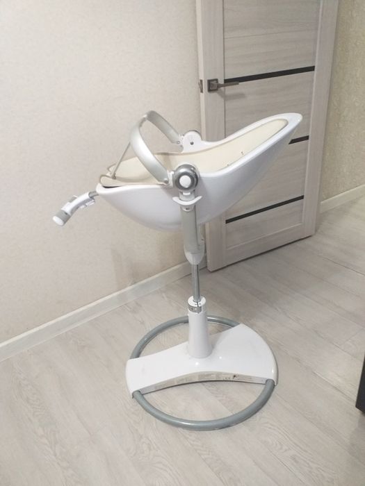 Продам стульчик для кормления