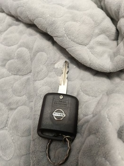 Оригинал ключи Nissan Qashqai 1
