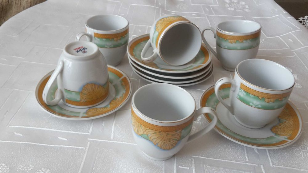 .Сервиз за кафе..