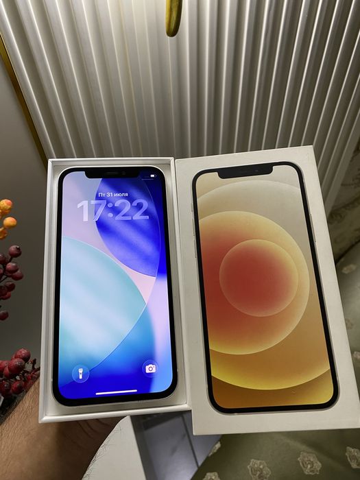 Продам IPhone 12 128gb