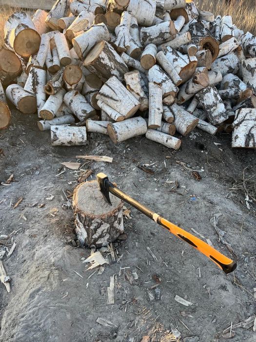 Дрова береза в мешках и кубами