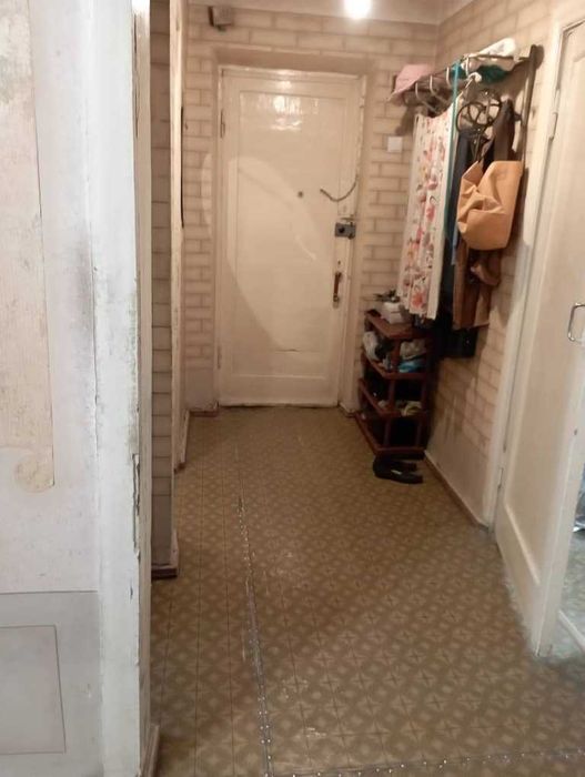 Квартира 4 эт. ул. Бобура под ремонт 63.32м2: 926 852 709 сум - Продажа ...