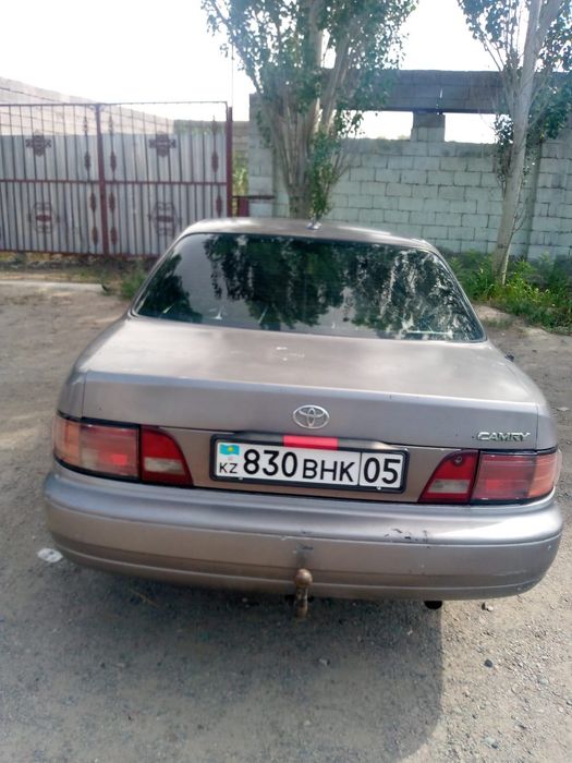 Toyota camry 1992 года