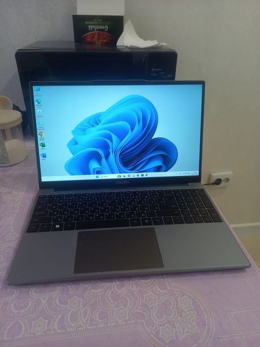 Ноутбук TAIZEN ClassicBook