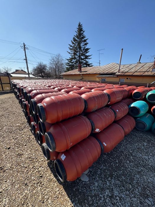 Butoaie de plastic groase 220L