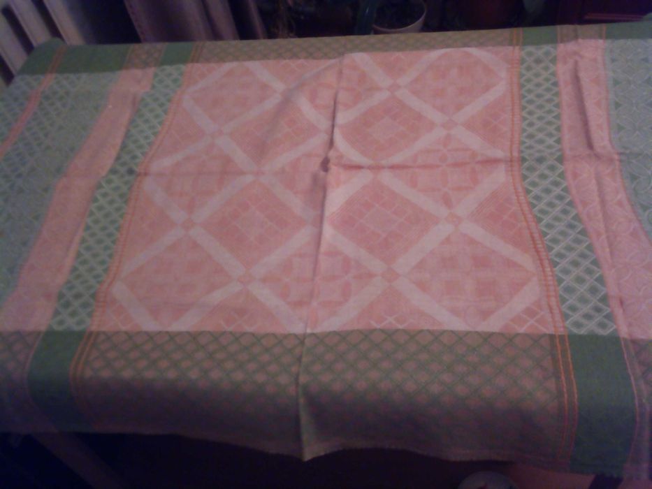 скатерть настольная  150*185 см