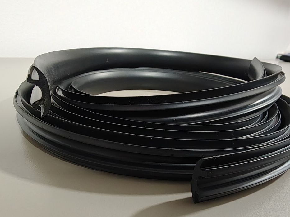 Set garnituri cauciuc pentru barele Thule