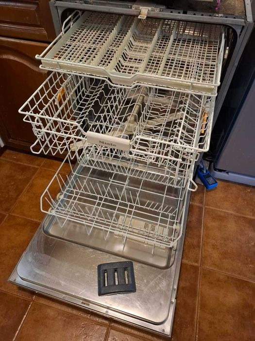 Miele G 6305 SCi XXL Миялна машина 60см за полувграждане