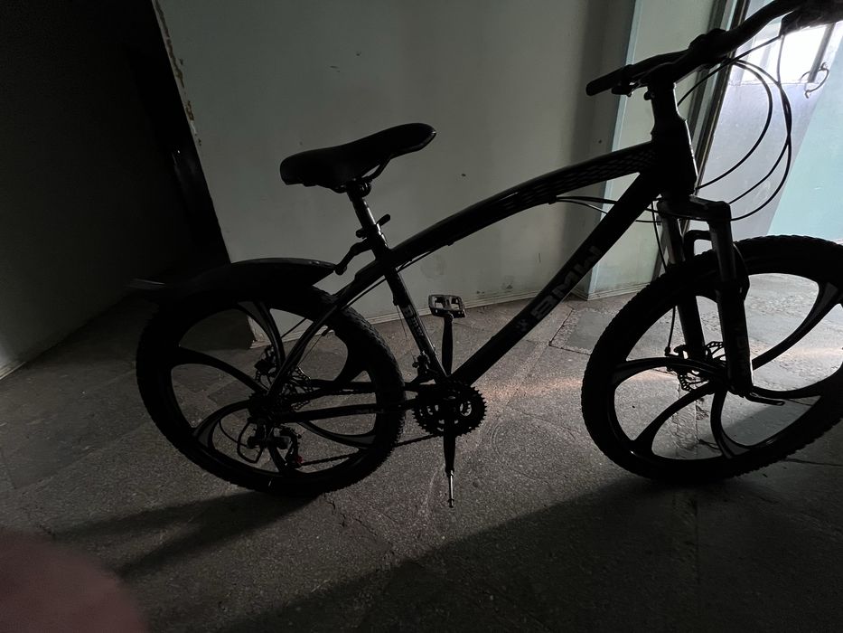 Продам велосипед бмв