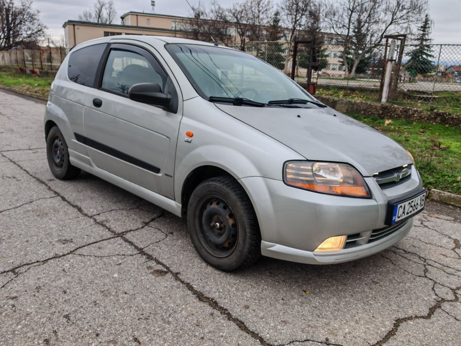 Шарволет Карлос 1.2 бензин газ 2005 година