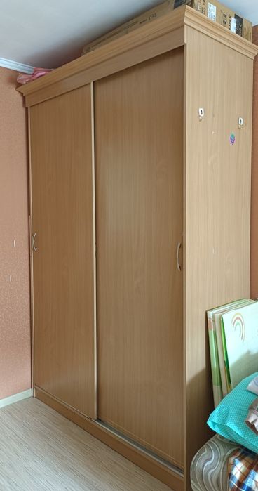 Шкаф для одежды.