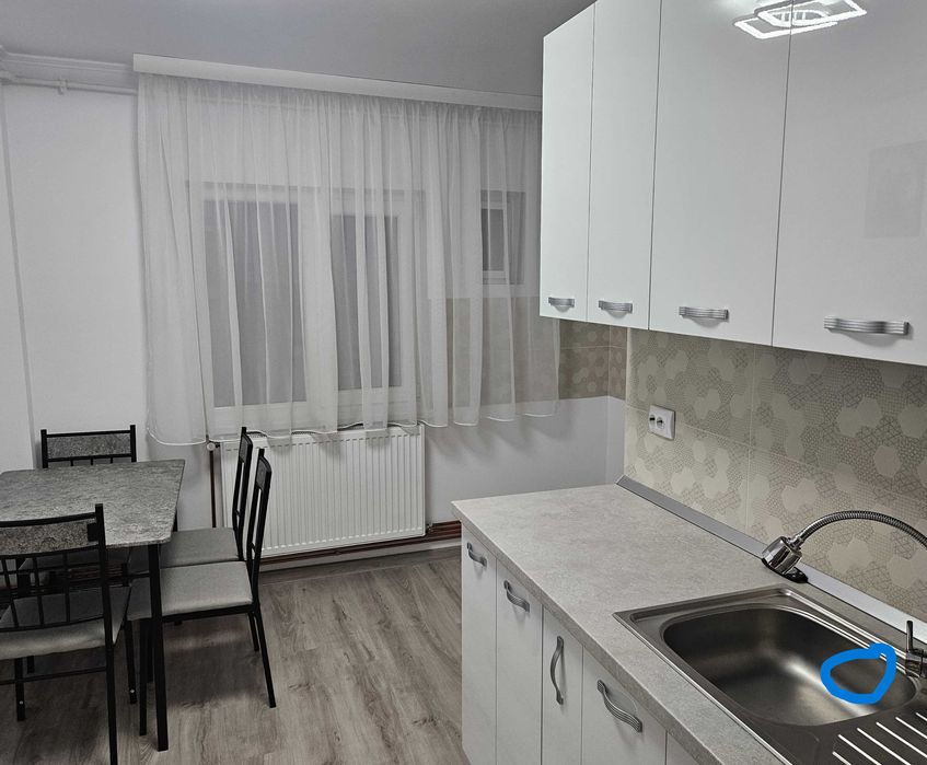 Apartament doua camere gavana 3 ( JAM ) renovat / totul absulut nou