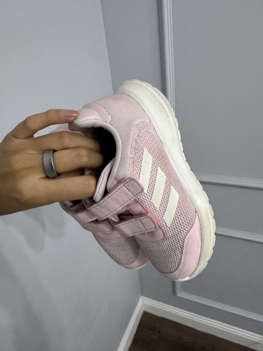 Детские кроссовки adidas 25 размер