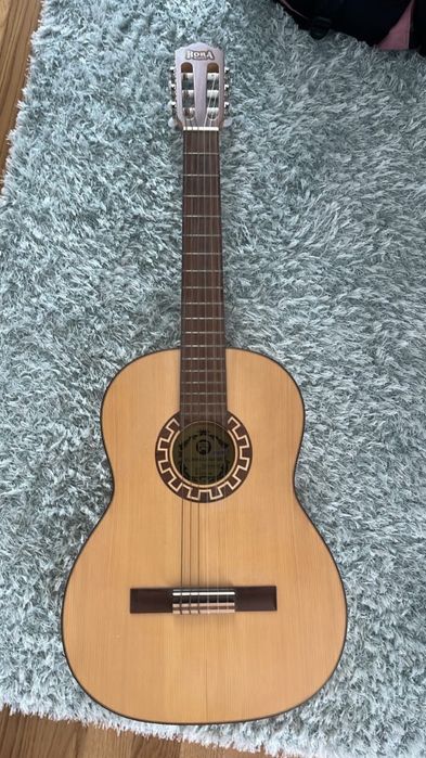 Chitară acustică Hora Reghin