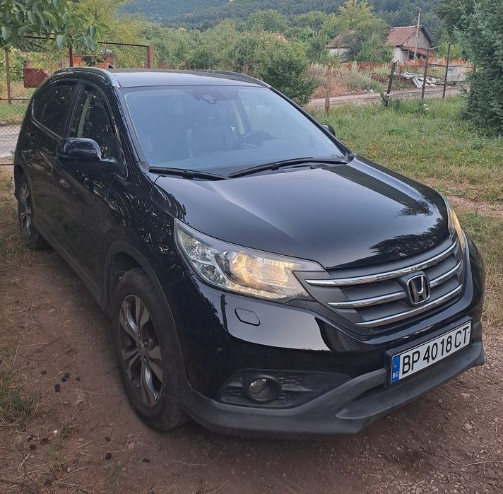 Продавам хонда cr v