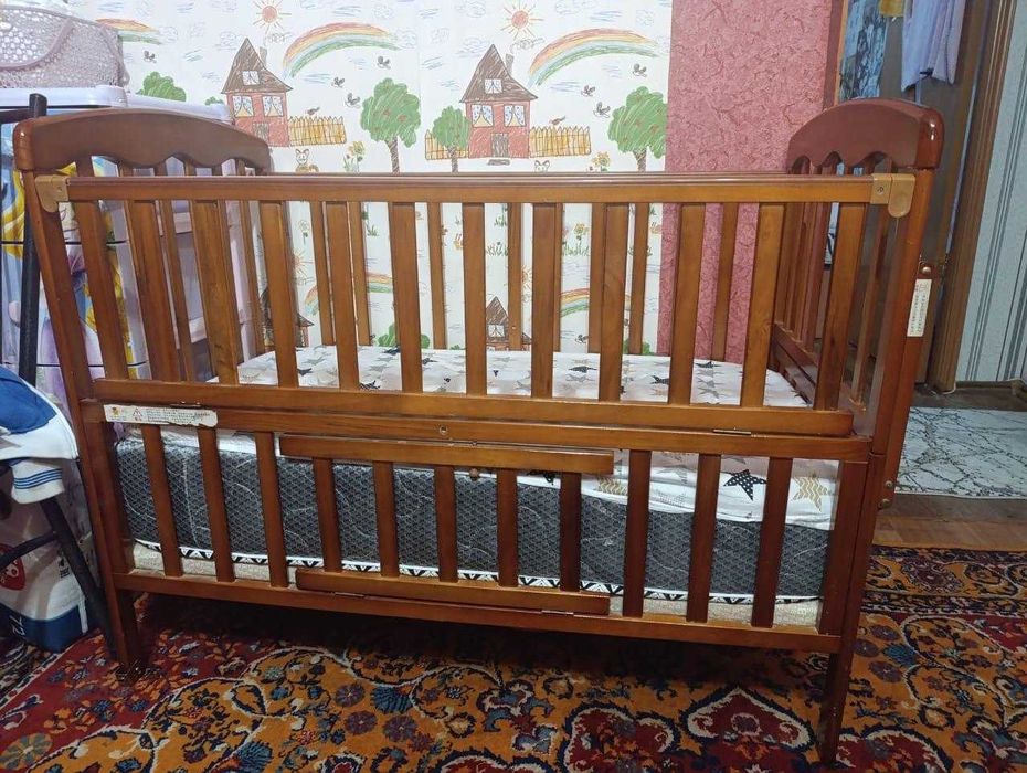 Кроватка детская б/у