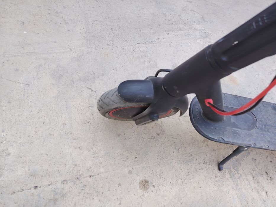 Продам самокат сяоми м 365 про