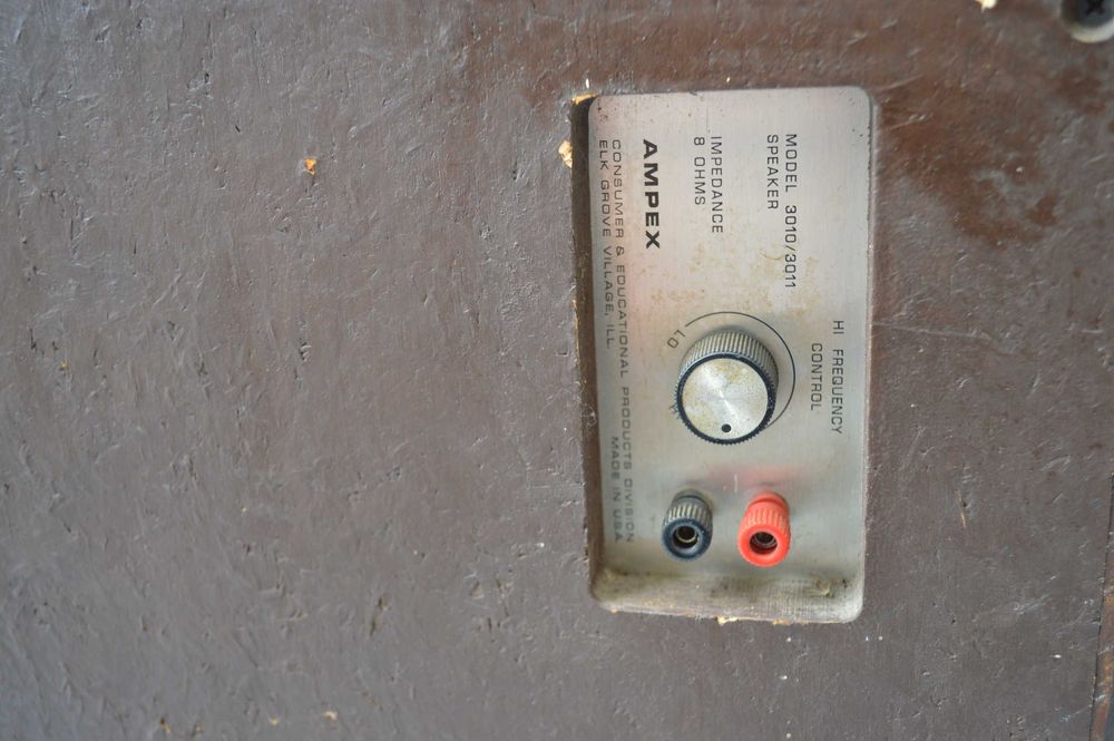 Boxe Ampex model 3010/3011