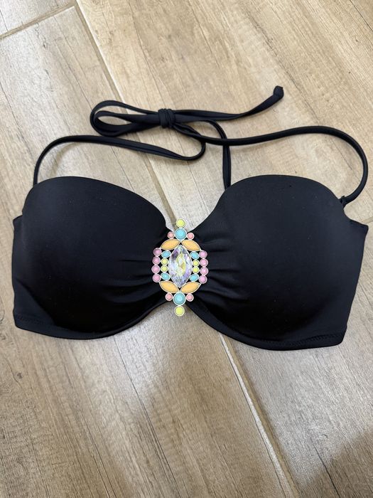 Бански Victoria’s Secret, Nike