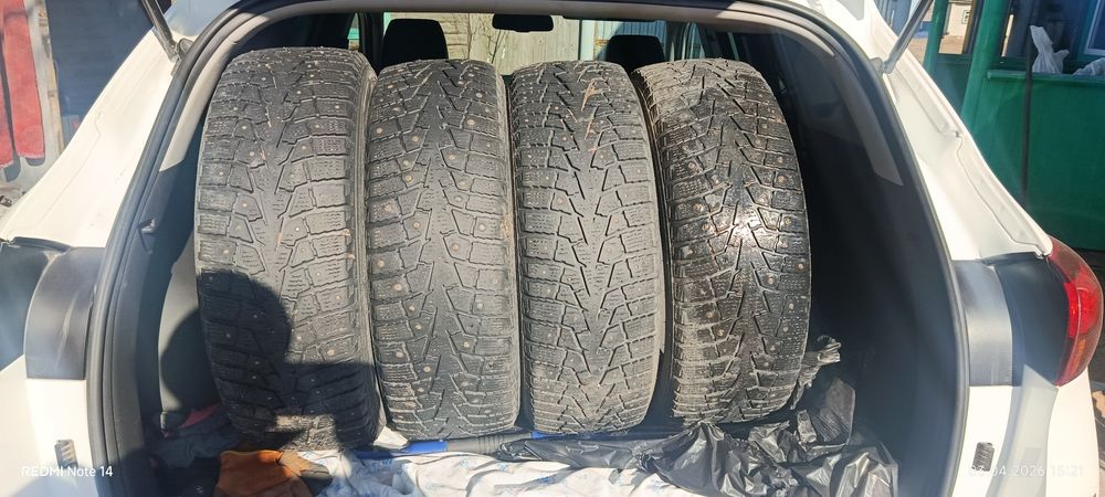 225.60.R17. зимние шины