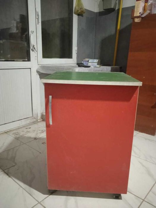 Тумбочки для садика или школьников