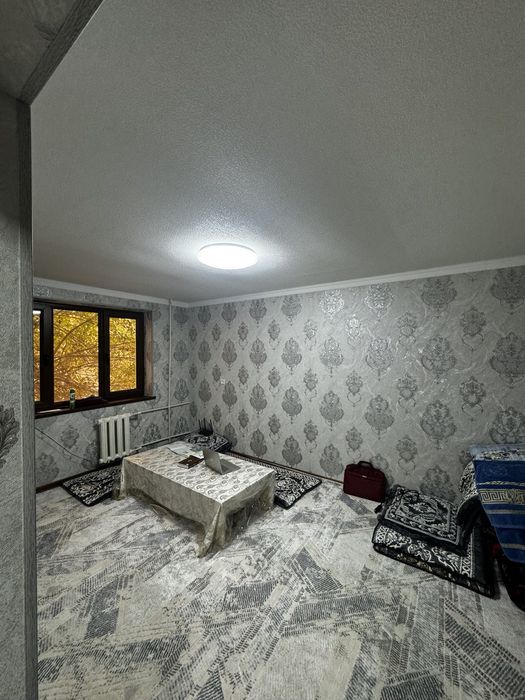 Bir xonali uy sotiladi Olmaliq (Kosmos)Sahovat mahalasi Sahrof R 5/5