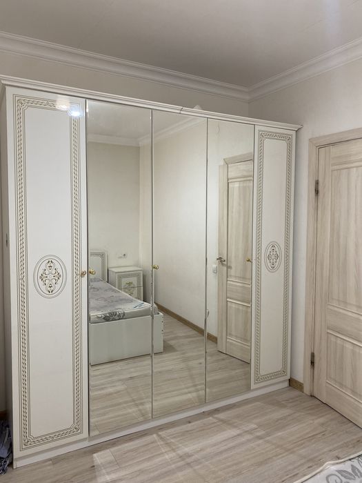 Спальный гарнитур в хорошем состоянии