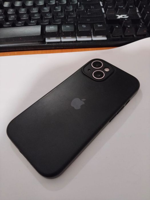 iPhone 15 128/85 идеал