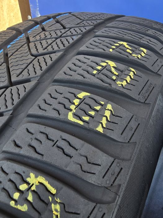 225 60 17 pirelli m+s