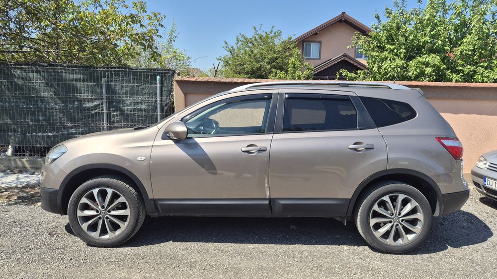 Dezmembrez Qashqai+2 Nissan Qashqai J10 1.5 dci piese Tekna piele Bose panoramic