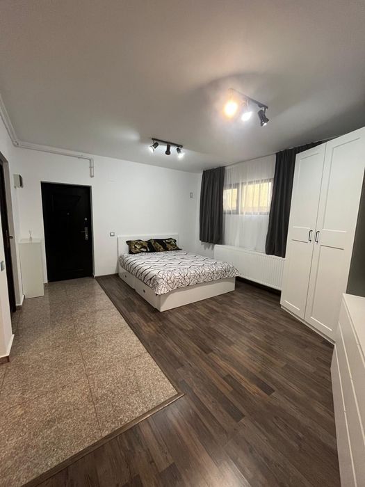 Garsonieră de închiriat în Crângași