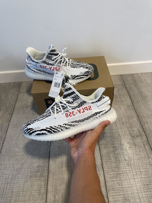 Yeezy 350 Zebra V2