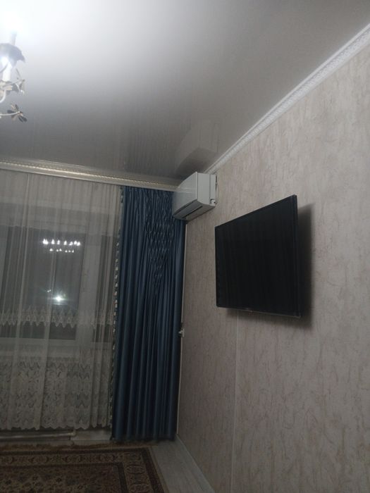 2  КОМНАТНАЯ  посуточно