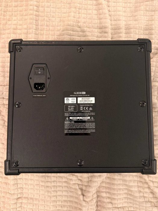 Amplificator chitară Line 6 Spider V 20, modeling, efecte integrate, USB