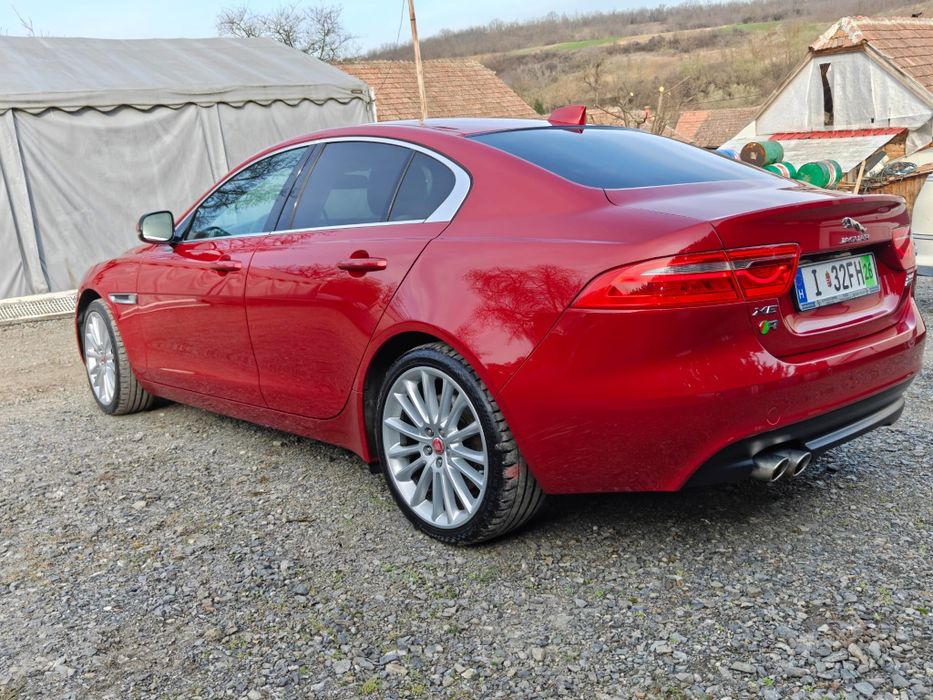 Jaguar XE  AWD stare foarte bună îngrijită ca nouă