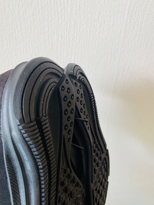 Маратонки  Nike  Downshifter 8 ,номер  38