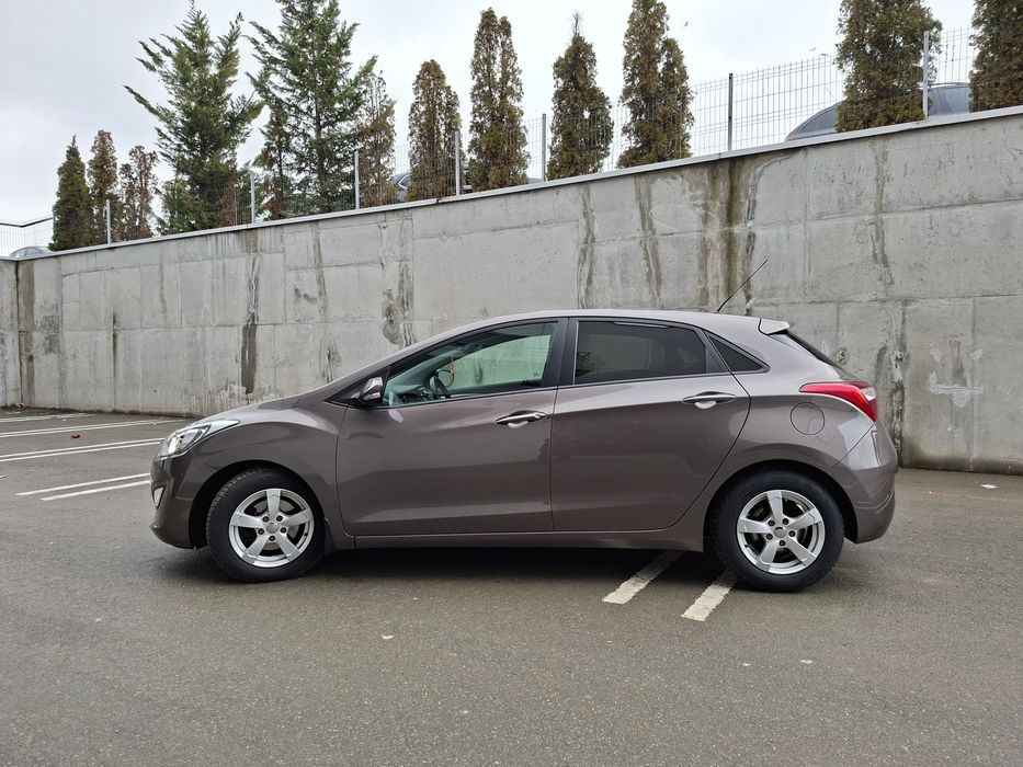 Vand Hyundai Y30
