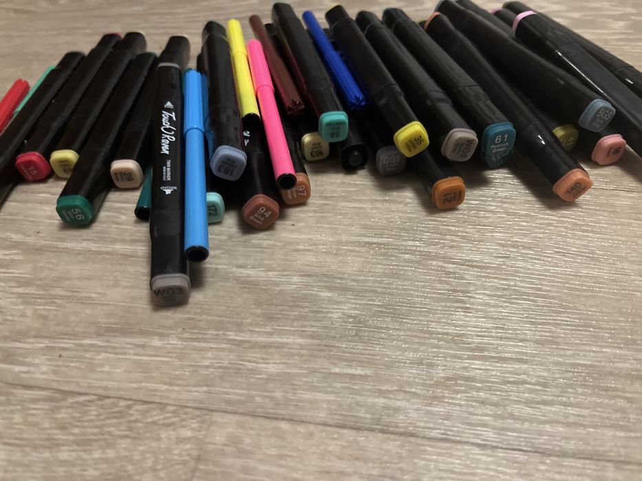 фломастеры, разные цвета